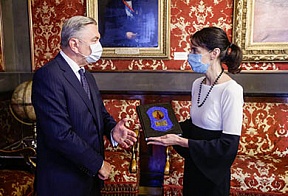 Sobre la reunión del Embajador de Rusia Yuri Korchagin con la Presidenta del Senado de España Pilar Llop Cuenca Sobre la reunión del Embajador de Rusia Yuri Korchagin con la Presidenta del Senado de España Pilar Llop Cuenca