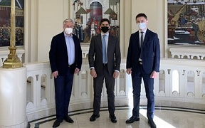 Reunión con el representante del Grupo Hospitalario Quironsalud Reunión con el representante del Grupo Hospitalario Quironsalud