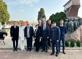 La Embajada de Rusia celebra el Día del Defensor de la Patria La Embajada de Rusia celebra el Día del Defensor de la Patria